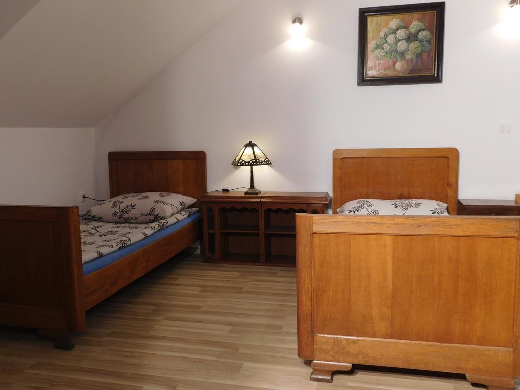 Agroturystyka Pod Czarna Sosna Bialy Lug Exteriér fotografie